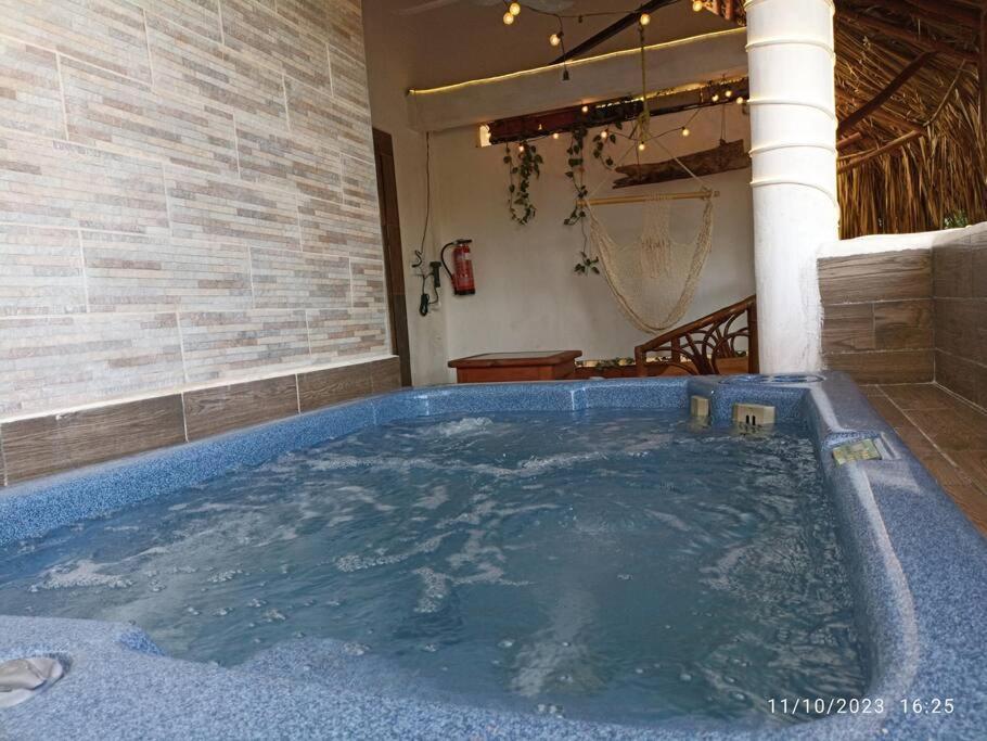 Gran Ubicacion Terraza Privada Jacuzzi Apartment โกซูเมล ภายนอก รูปภาพ